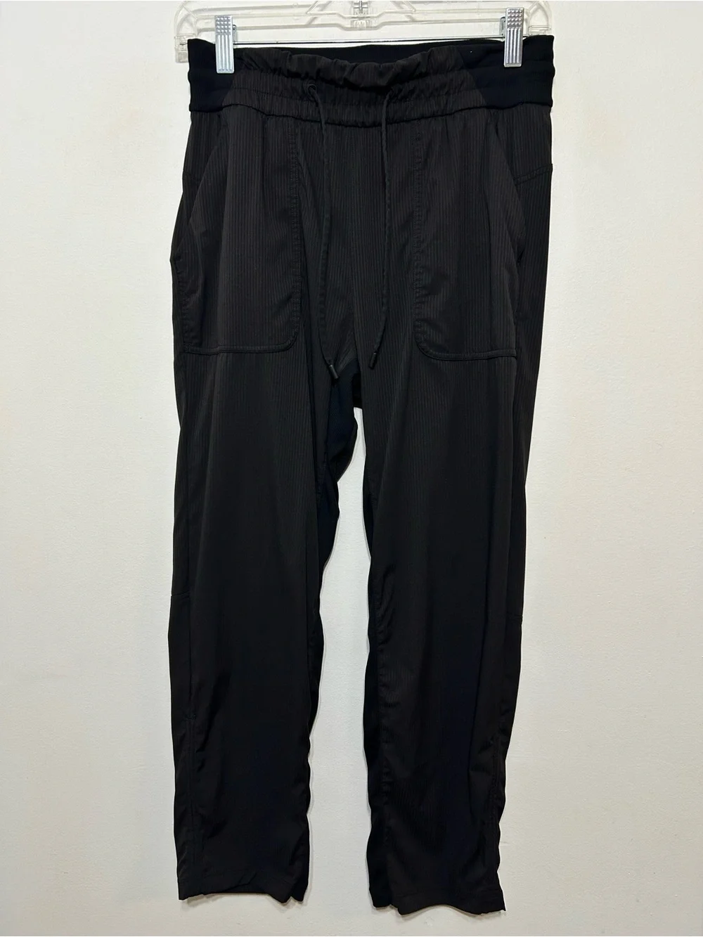 Lululemon High Rise Beyond The Studio Crop Pants Womens Size 6